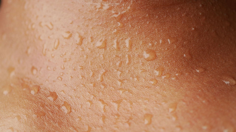 Two experts, one conviction. Skin is read from the inside out