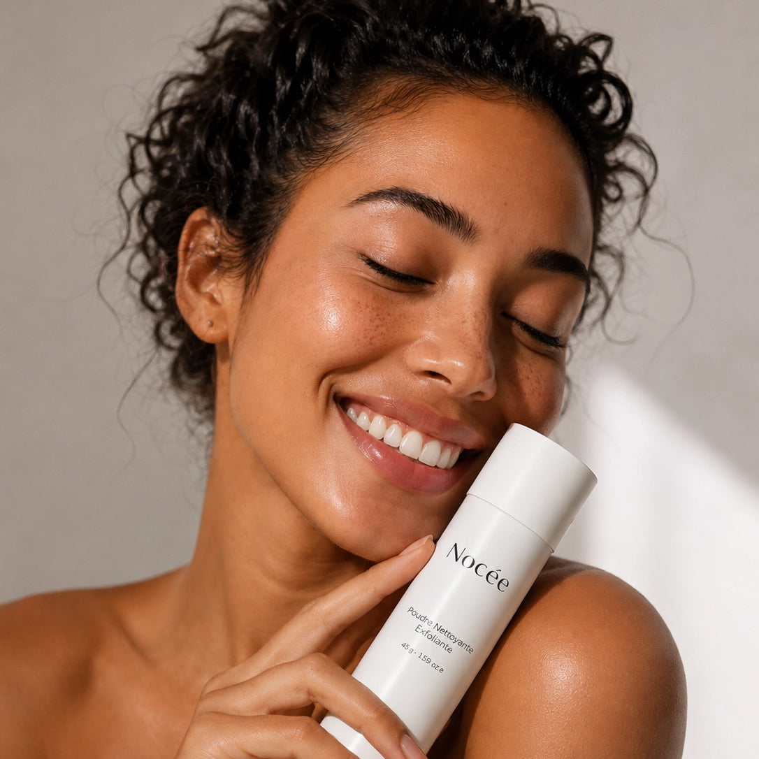 Poudre nettoyante exfoliante 2-en-1