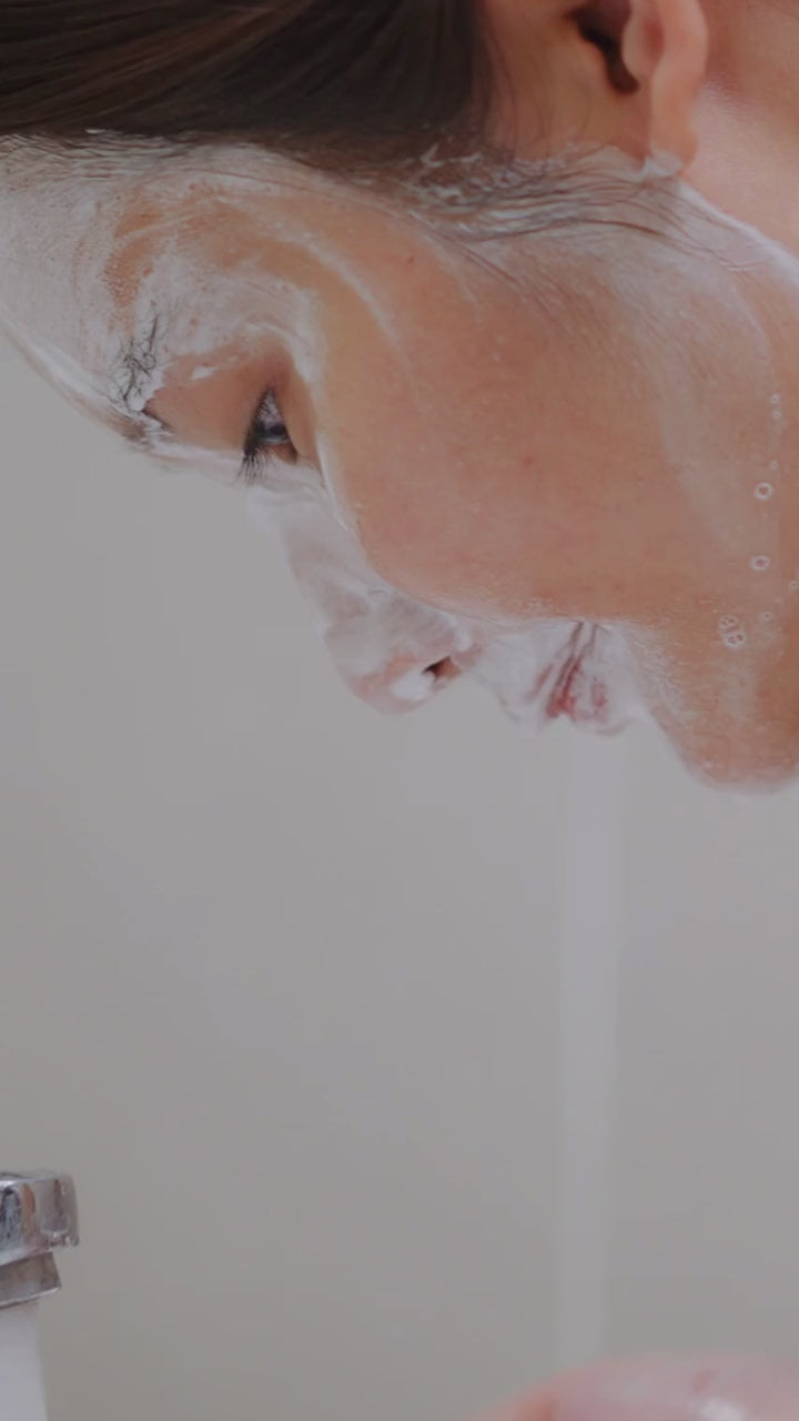 Poudre nettoyante exfoliante 2-en-1